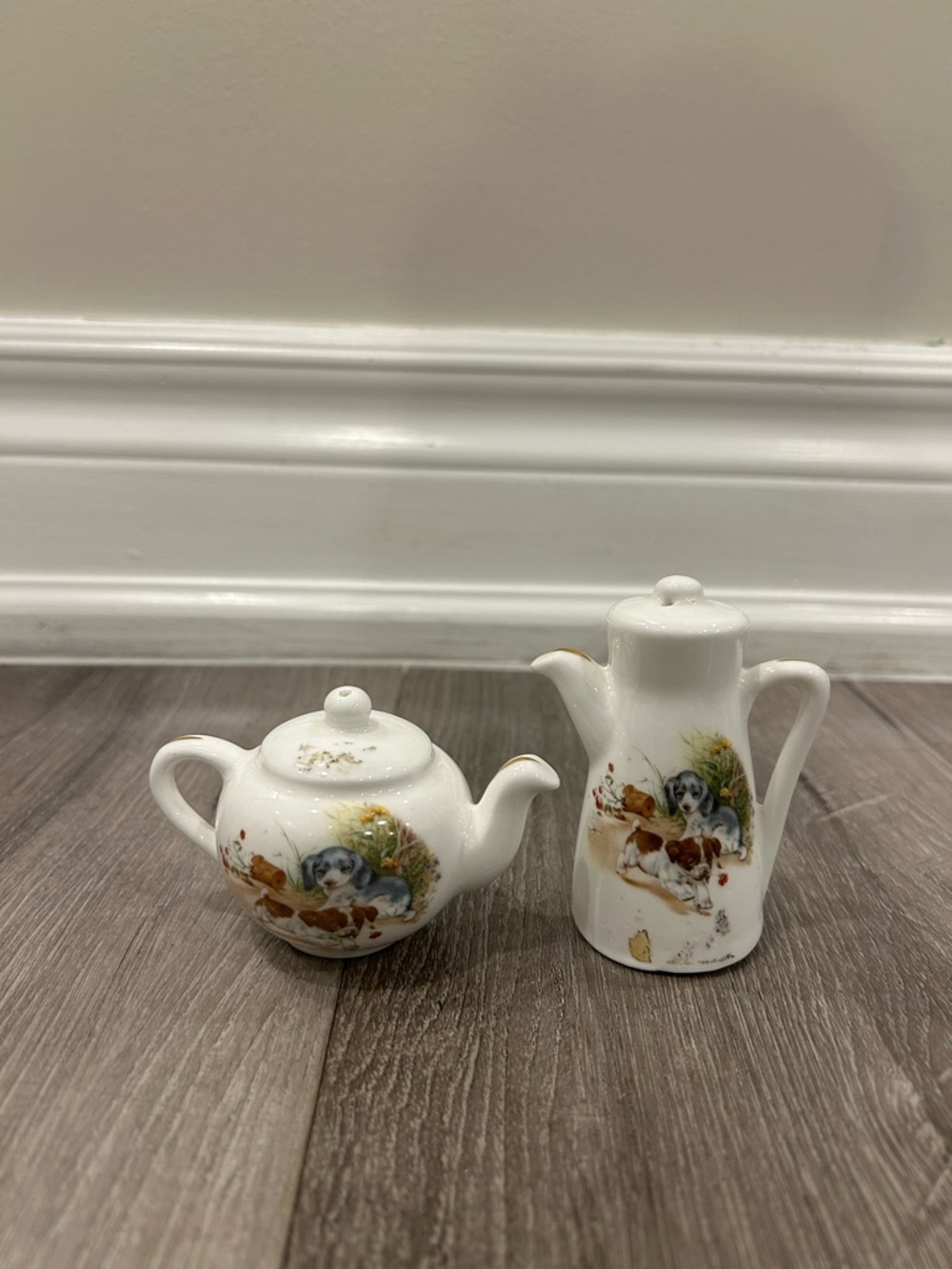 Mary Jane Fine China England — Puppy Salt & Pepper Shakers